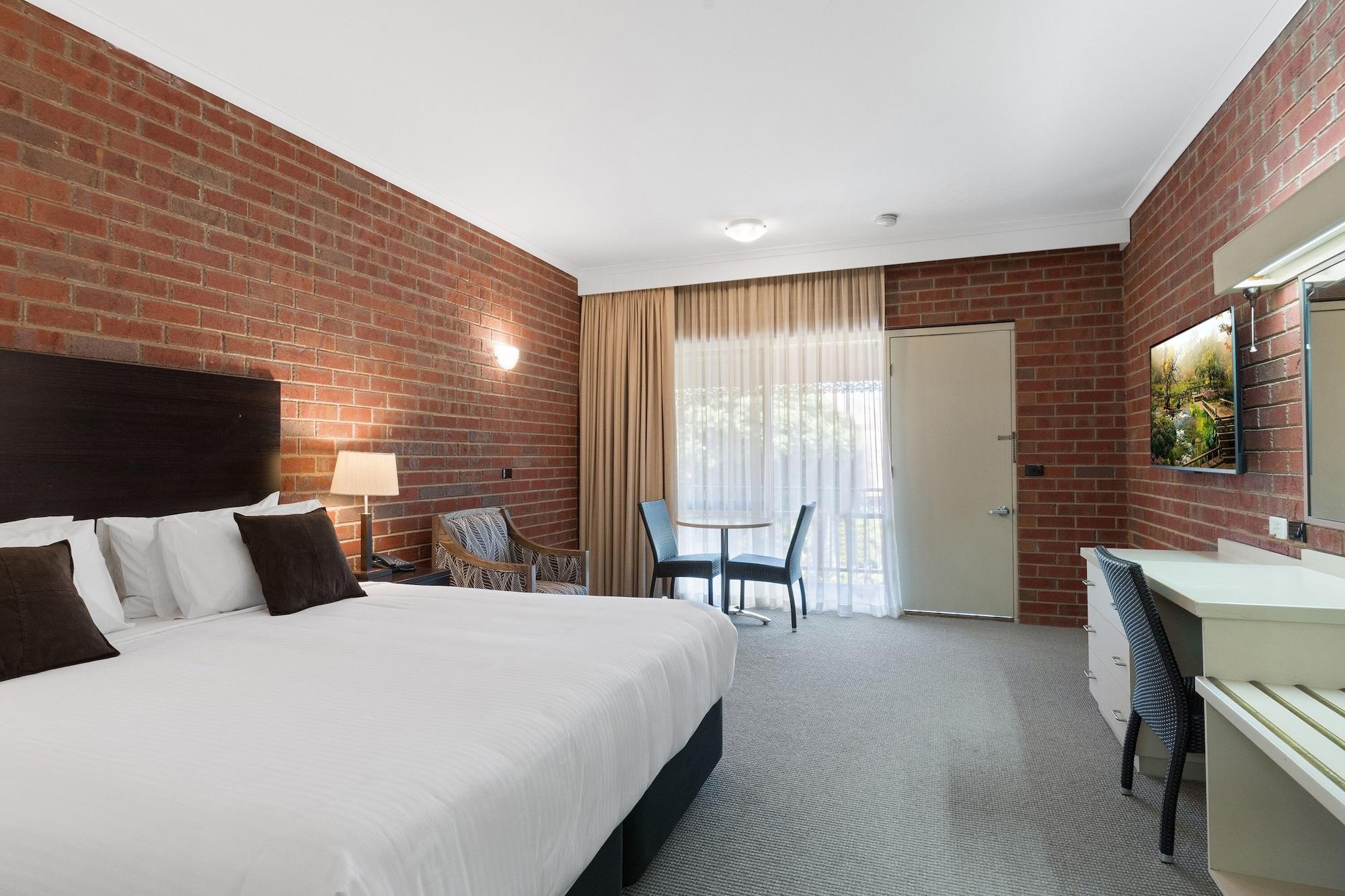 Burke And Wills Motor Inn Суон-Гілл Екстер'єр фото