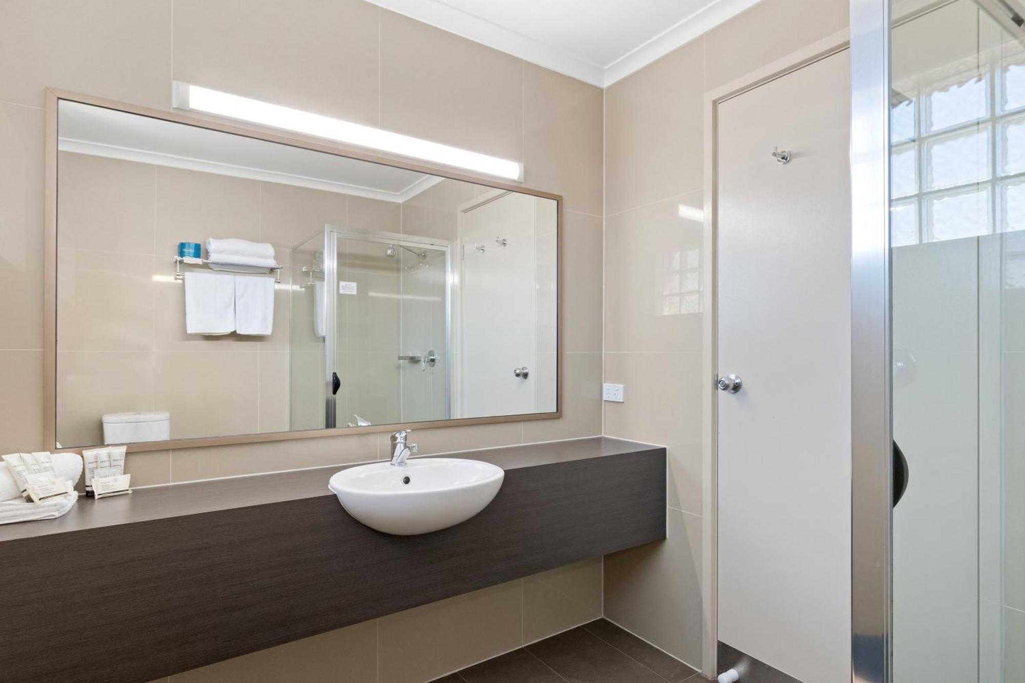 Burke And Wills Motor Inn Суон-Гілл Номер фото